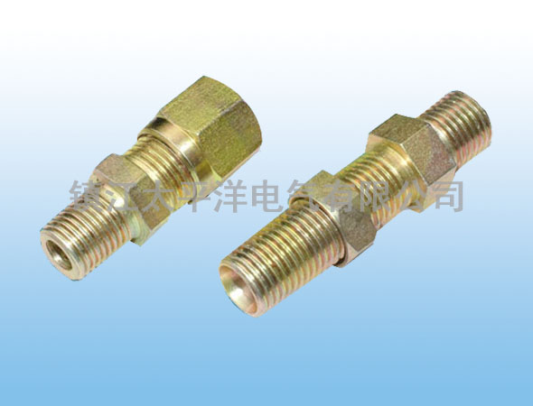 直通過渡(du)管接頭