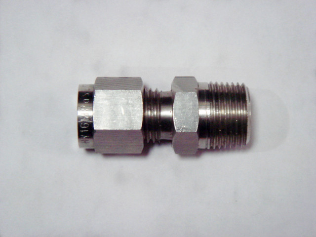 卡(ka)套直通終(zhong)端接頭