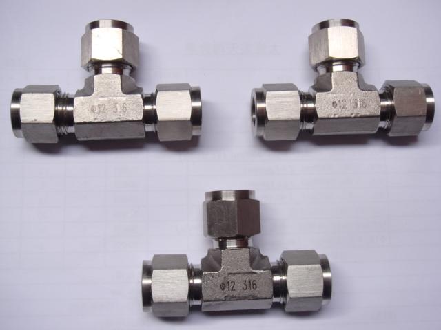 鑄(zhu)件卡套接(jie)頭