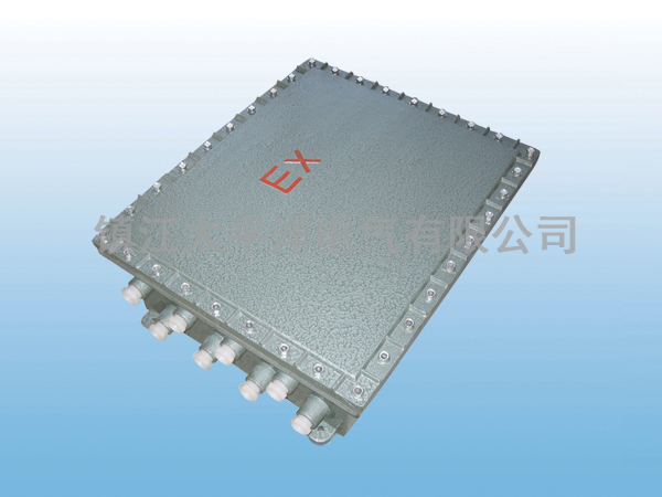 鋁(lü)合金防(fang)爆接線(xiàn)箱
