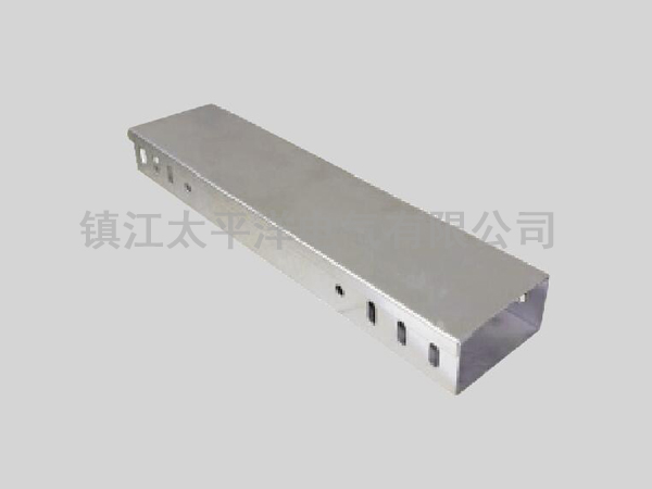 不鏽鋼(gang)槽式橋(qiáo)架